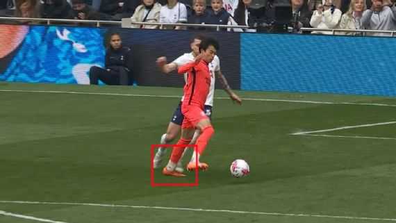 VAR Review: Kebijakan Wasit Yang Buruk Dan Tidak Efektif