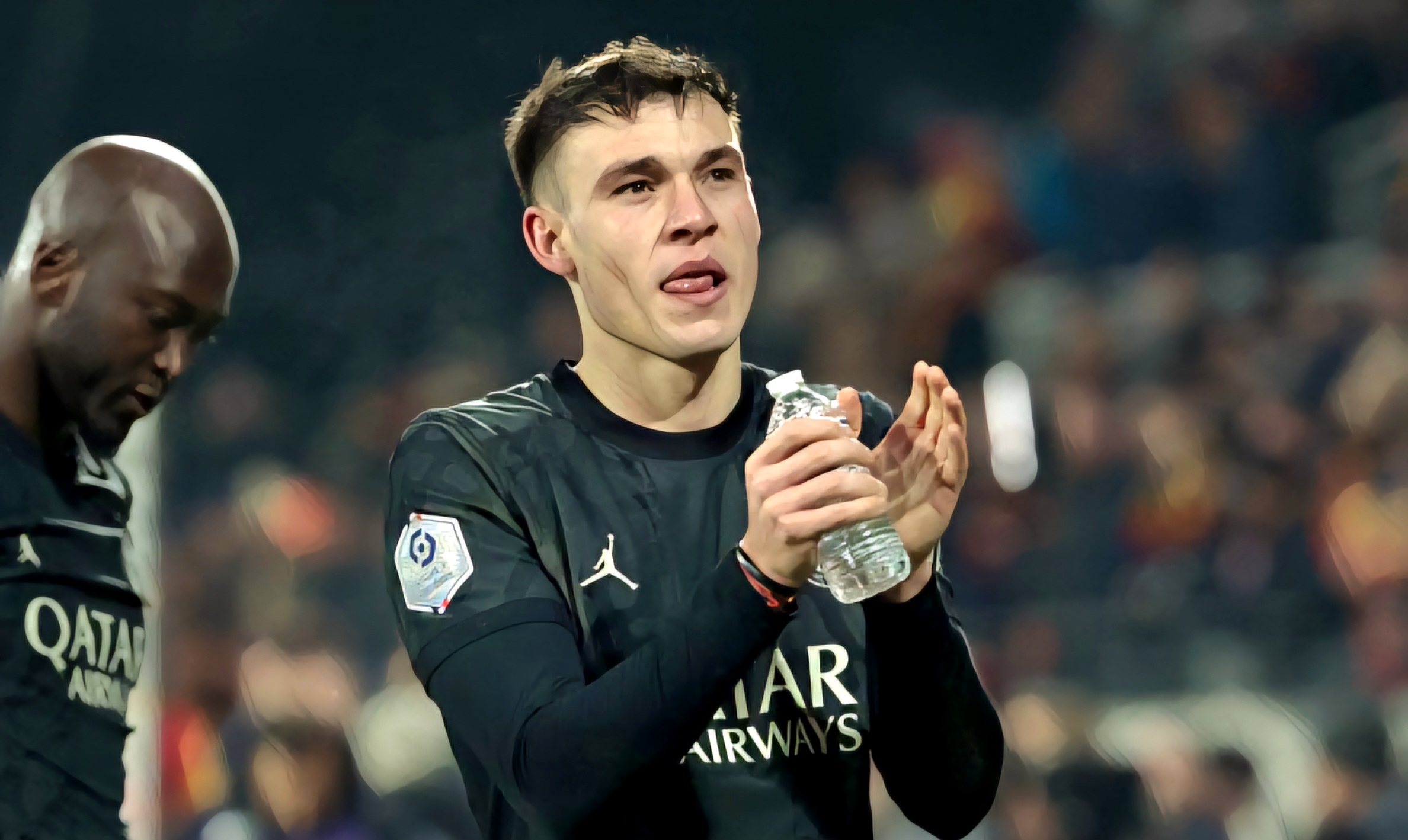 Manuel Ugarte of PSG salutes the supporters following the Ligue 1 Uber Eats match between RC Lens (RCL) and Paris Saint-Germain (PSG) at Stade Bollaert-Delelis on January 14, 2024.