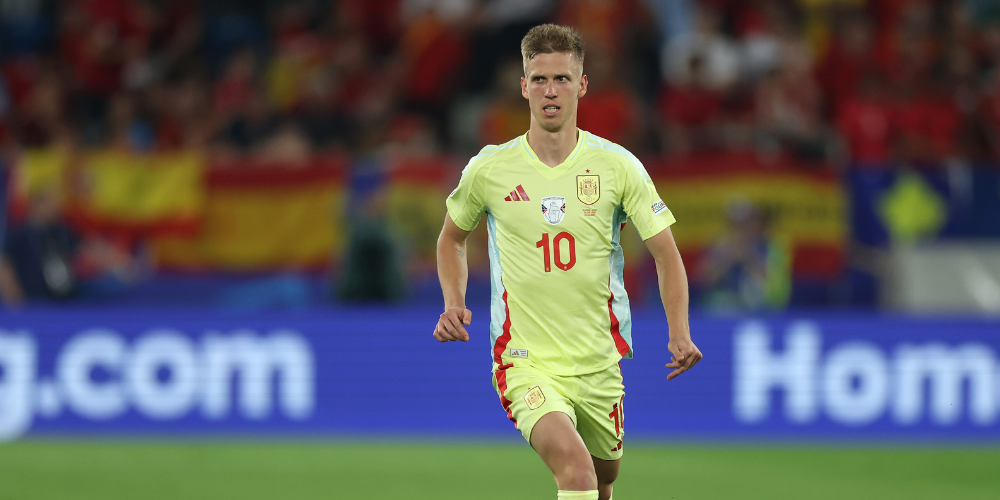 Barcelona are aiming to beat interest from the Premier League and Bayern Munich to the signing of RB Leipzig midfielder Dani Olmo.