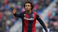 Manchester United are working on a deal to sign Joshua Zirkzee from Bologna and have agreed personal terms with the forward.