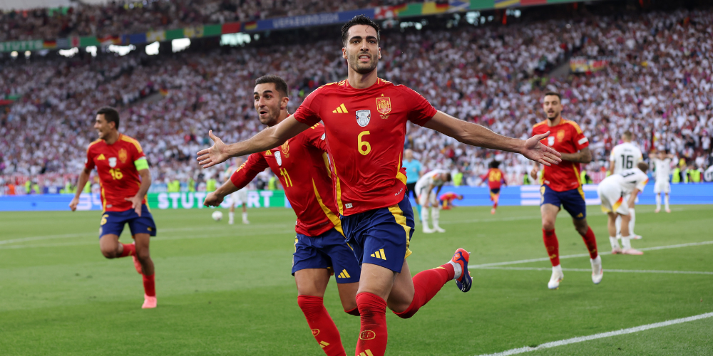 Arsenal have opened initial talks with Real Sociedad to discuss a deal for midfielder Mikel Merino.